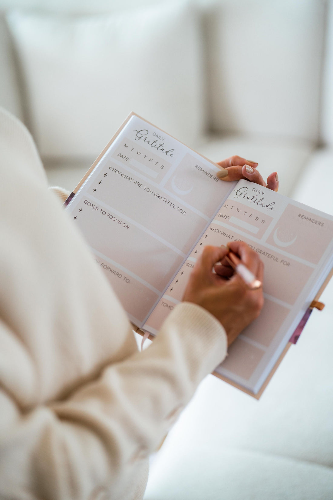 Schaffe den perfekten Raum, um dein Journaling-Ritual zu bereichern.