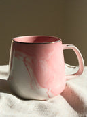 Tazza in ceramica rituale mattutina