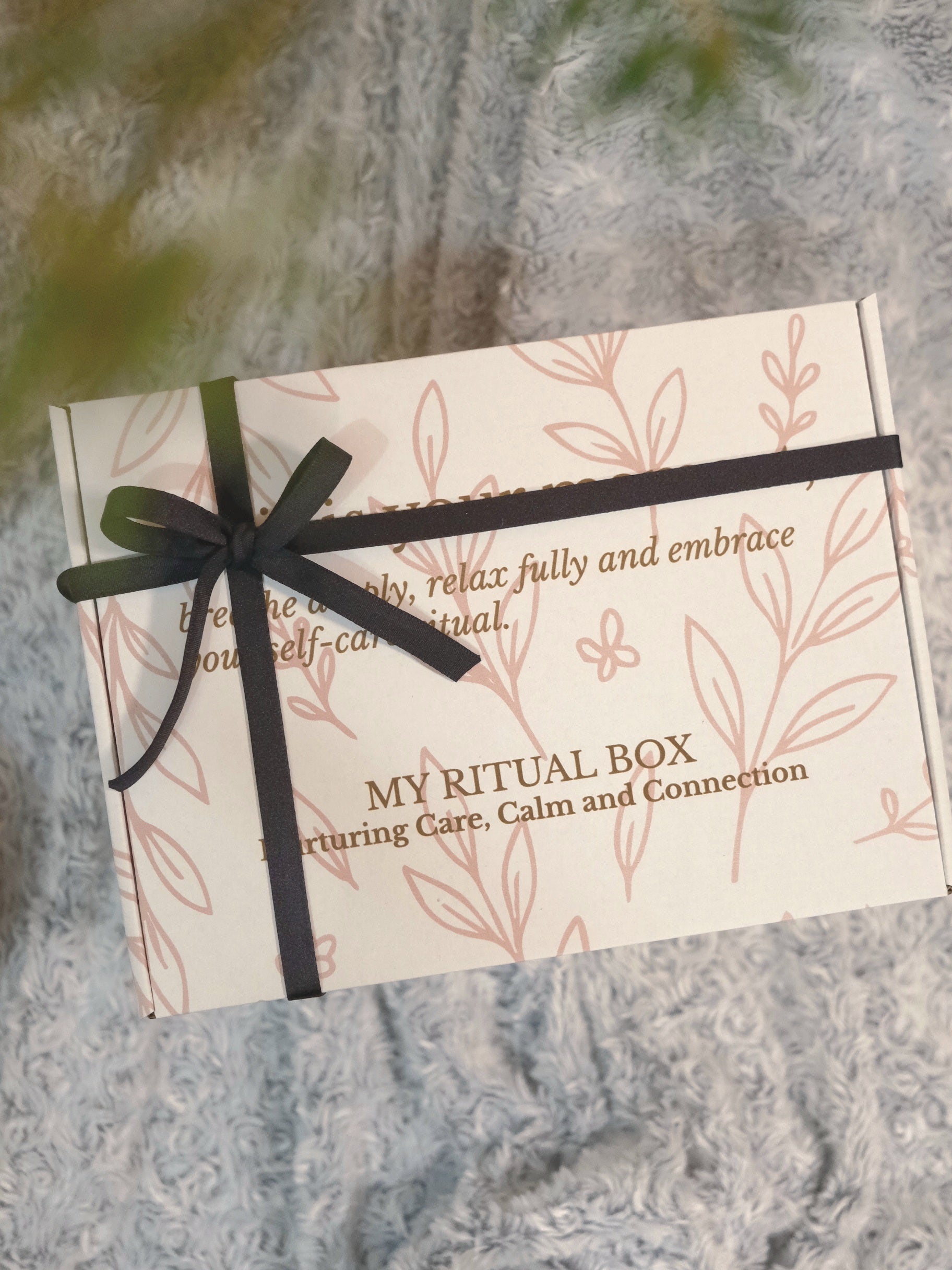 "Essence Mystery Box" 10 Wellnessprodukte