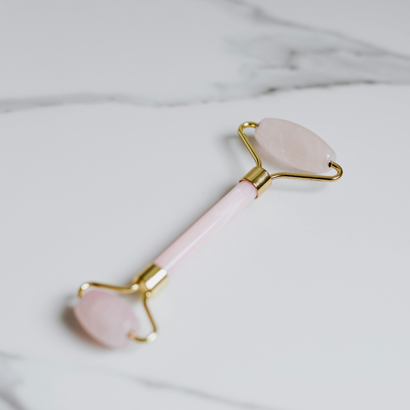 Rosenquarz-Gesichtsroller